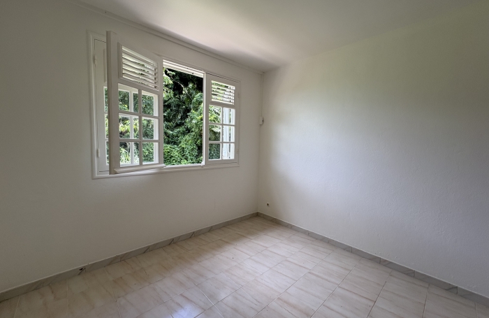 SPACIEUX APPARTEMENT T5 PIERRET LAMENTIN