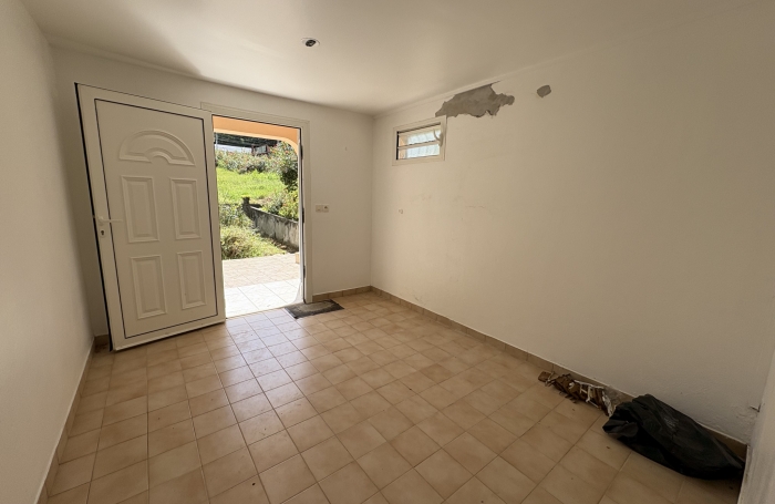 SPACIEUX APPARTEMENT T5 PIERRET LAMENTIN