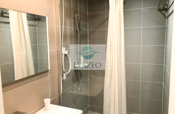 Appartement T4 100m2 - Vue Mer et  Acc&egrave;s Plage - LE GOSIER