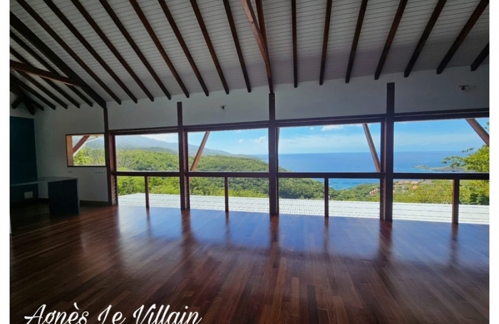 Vente Maison 152m&sup2; 4 pièces Bouillante