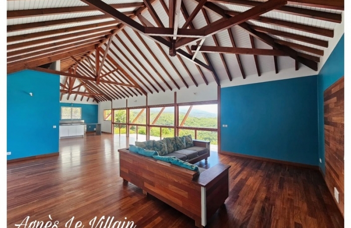 Vente Maison 152m&sup2; 4 pièces Bouillante