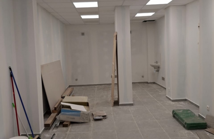 Location Local commercial 97110