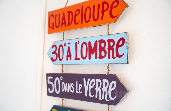 Charmant duplex meublé   Vue marina & piscine.