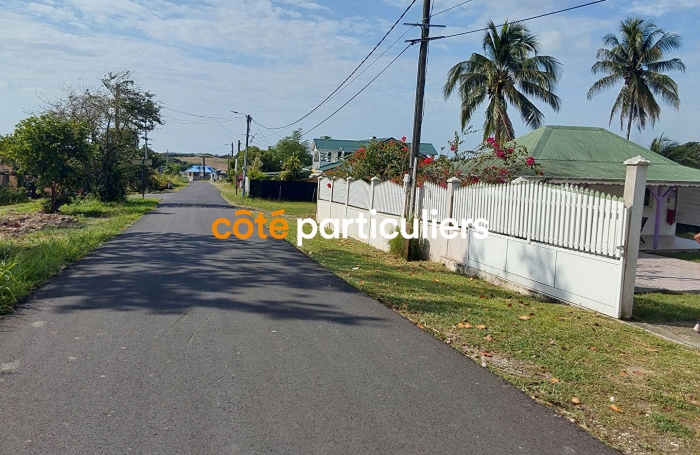 Vente Terrain 1800m&sup2; 10 pi&egrave;ces Capesterre de Marie Galante