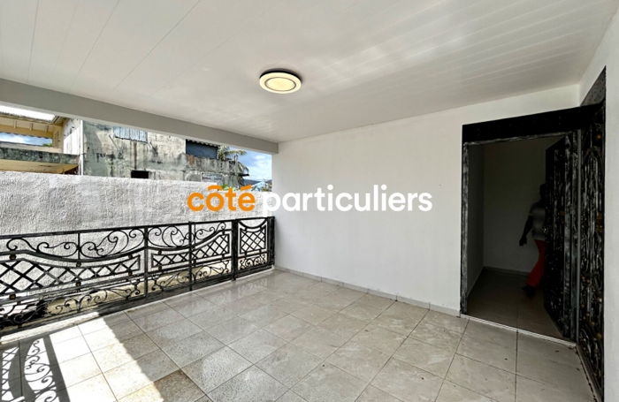 Vente Maison 89m&sup2; 4 pi&egrave;ces Sainte Rose