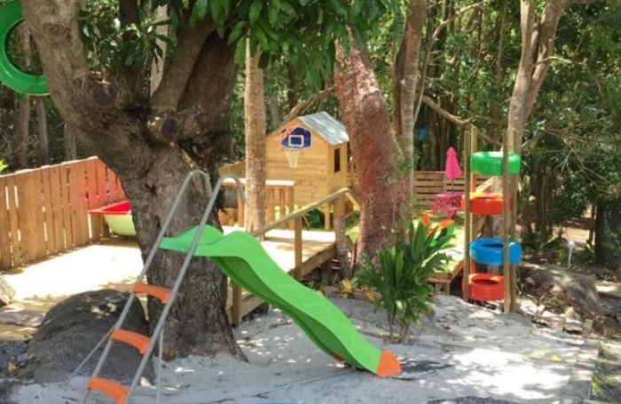 Vente Terrain 5005m&sup2; 9 pi&egrave;ces Pointe-Noire