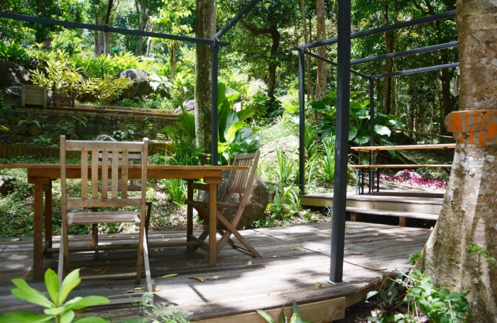 Vente Terrain 5005m&sup2; 9 pi&egrave;ces Pointe-Noire