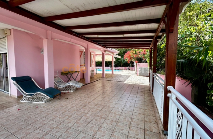 Location Appartement 103.75m² 4 pièces Gosier