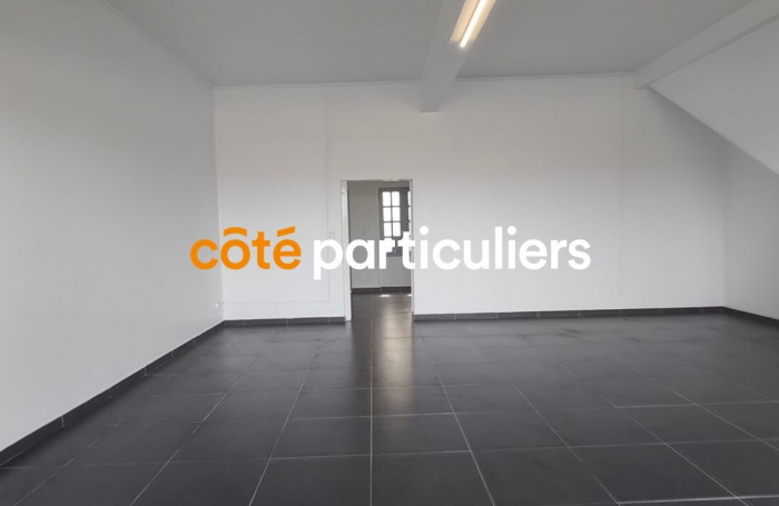 Location Local commercial 110m&sup2; 3 pi&egrave;ces Petit-Bourg