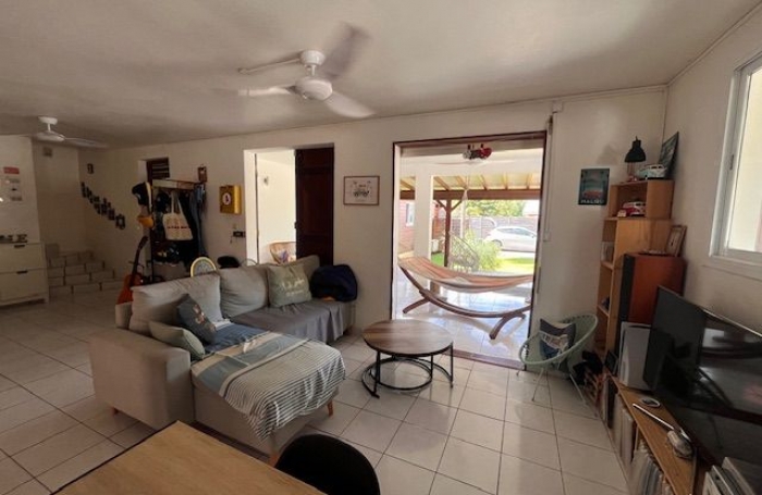 Vente Maison 104m&sup2; 5 pi&#232;ces Lamentin