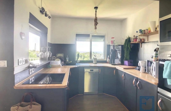 Vente Appartement 136m&sup2; 4 pièces Gosier