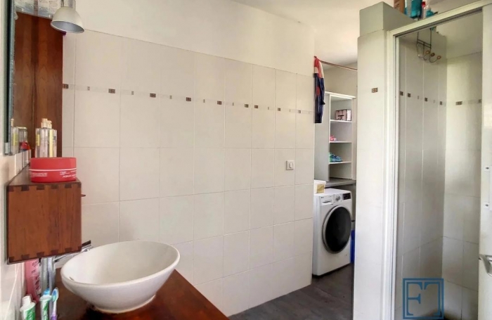 Vente Appartement 136m&sup2; 4 pièces Gosier