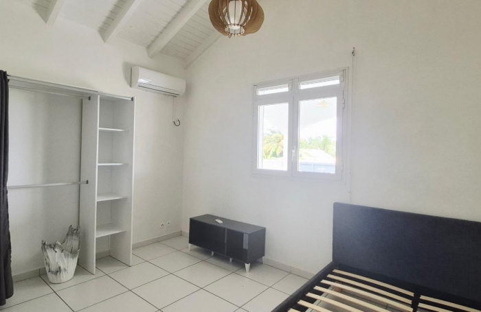 Location Maison 83.48m&sup2; 4 pièces Sainte Rose