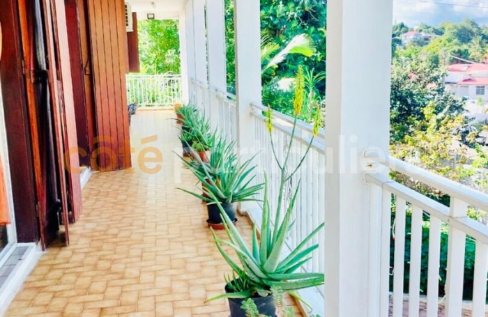 Vente Maison 120m² 4 pièces Petit-Bourg