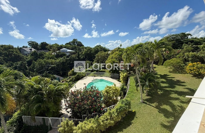 Vente Maison 291.95m&sup2; 5 pi&egrave;ces Les Abymes