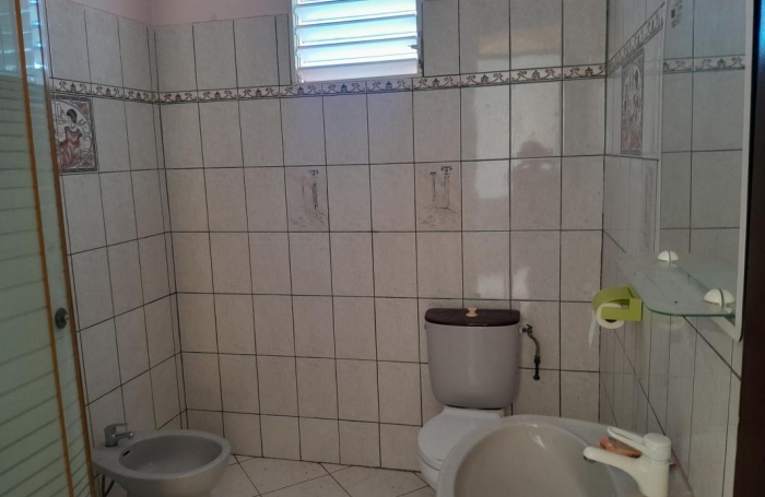 Vente Maison 185.84m&sup2; 8 pièces Sainte Rose