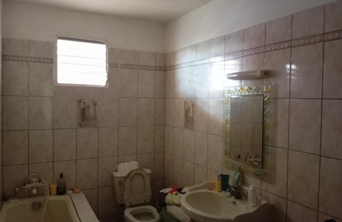 Vente Maison 185.84m&sup2; 8 pièces Sainte Rose