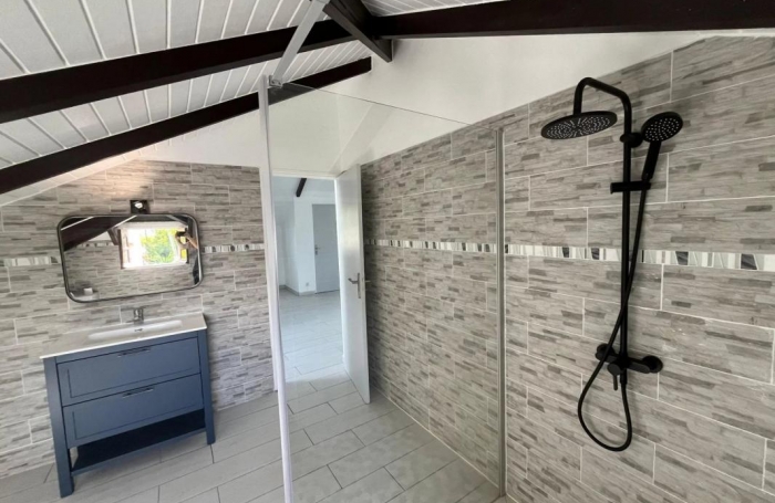 Location Maison 123.84m&sup2; 6 pi&#232;ces Petit-Bourg