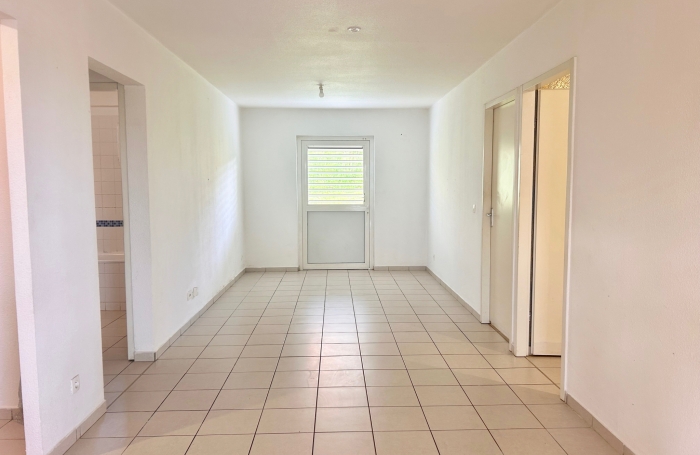 A VENDRE en exclusivit&eacute; - appartement T3 avec jardin dans r&eacute;sidence avec piscine au LAMENTIN