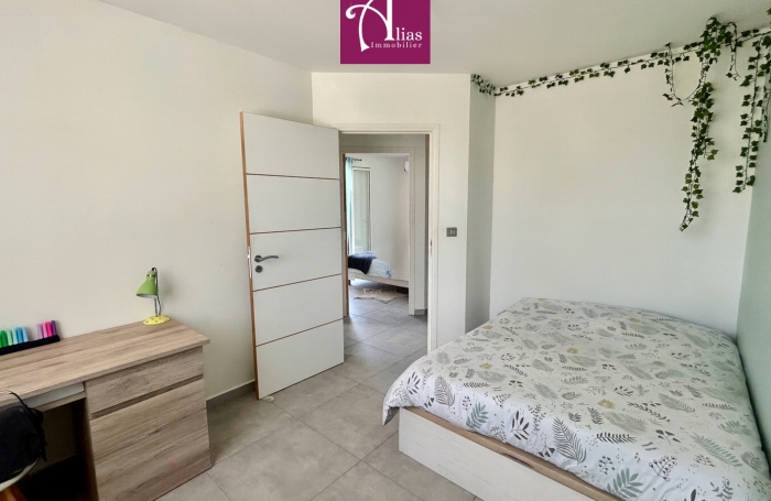 &Agrave; VENDRE   Maison r&eacute;cente F4 avec vue d&eacute;gag&eacute;e   Mathurin, Le Gosier