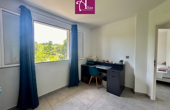 &Agrave; VENDRE   Maison r&eacute;cente F4 avec vue d&eacute;gag&eacute;e   Mathurin, Le Gosier