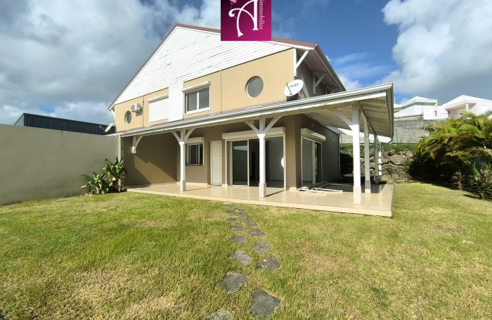 LOCATION Villa F4 Arnouville vue mer