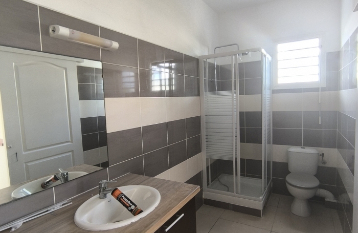 LOCATION Villa F4 Arnouville vue mer