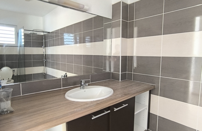 LOCATION Villa F4 Arnouville vue mer