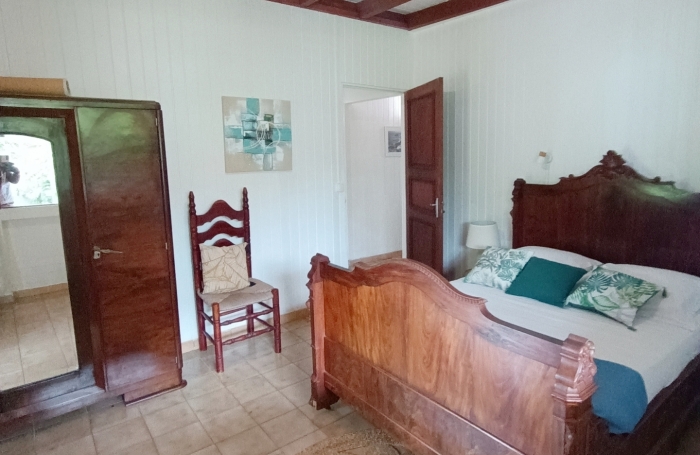 Vente Divers 161m&sup2; 6 pi&#232;ces Saint François