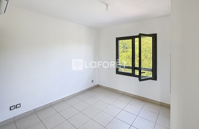 Location Appartement 66.53m² 3 pièces Saint François