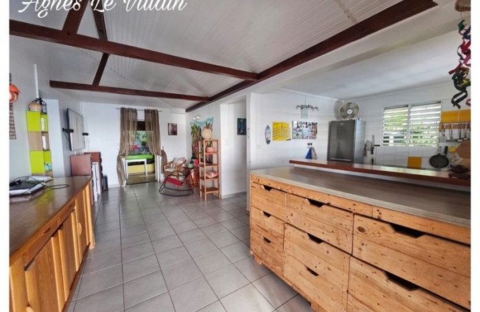 Vente Maison 76m&sup2; 4 pi&#232;ces Bouillante