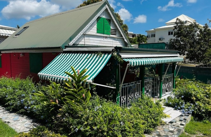 Vente Maison 335m&sup2; 15 pièces Sainte Anne