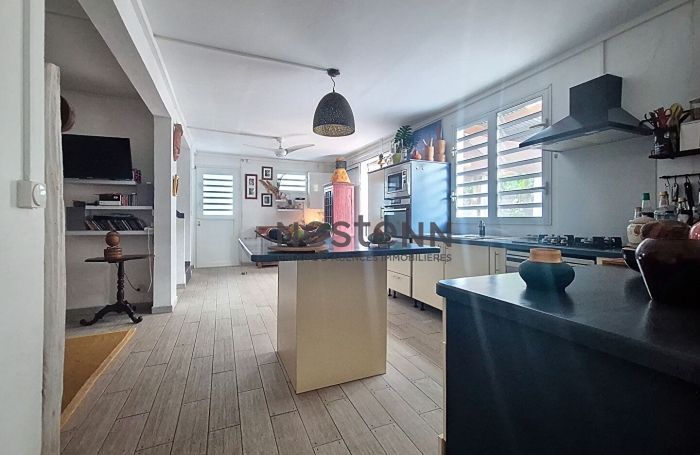 Vente Maison 110m² 5 pièces Les Abymes