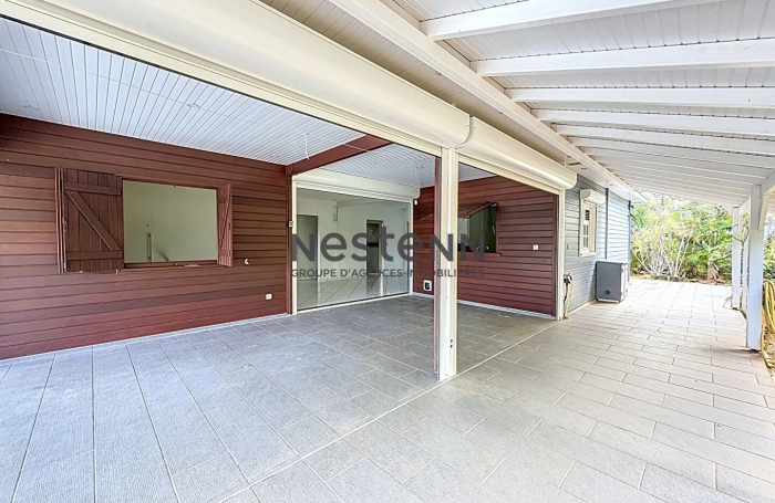 Vente Maison 105m&sup2; 5 pi&egrave;ces Sainte Rose