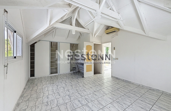 Vente Maison 120.69m² 6 pièces Gosier