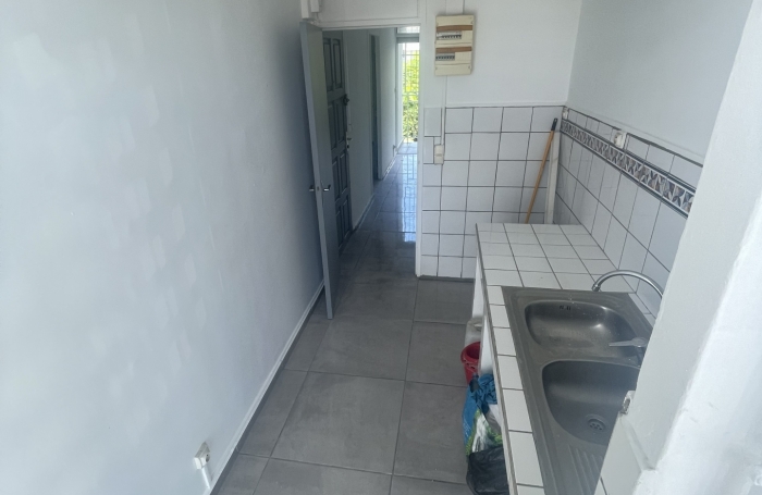 Location Appartement 65m&sup2; 4 pi&#232;ces Les Abymes