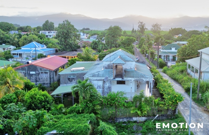 MAISON À RÉNOVER T4 139 m2 - LAMENTIN