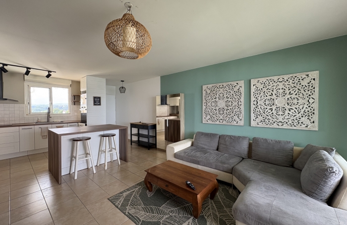 BEL APPARTEMENT T3 MEUBLE VUE MER + PISCINE