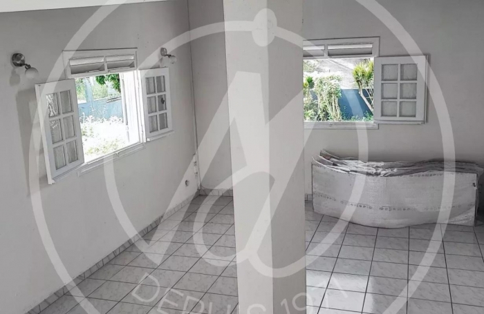 Location Maison 120m&sup2; 5 pi&#232;ces Morne à l'eau