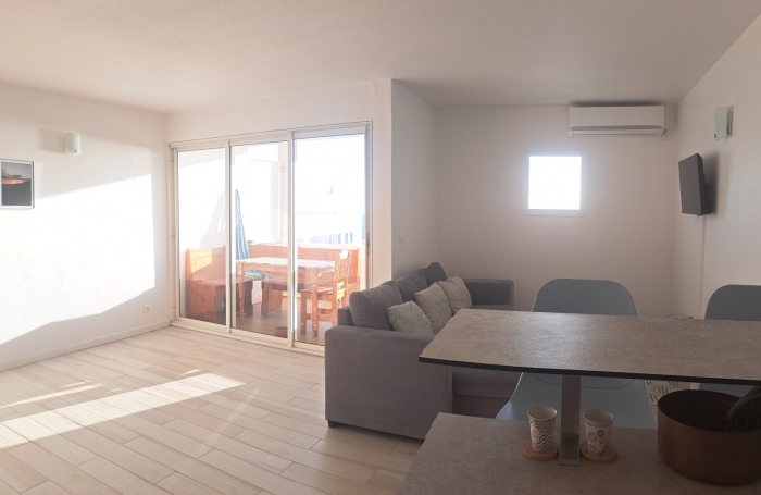 À louer : Charmant Duplex meublé  Centre-ville de Basse-Terre