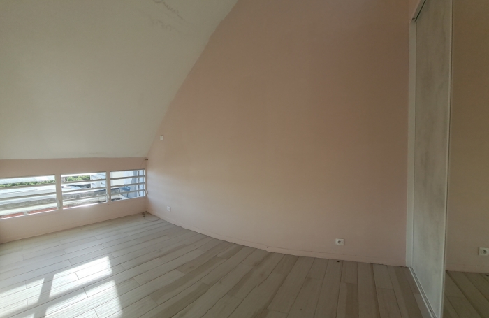 À louer : Charmant Duplex meublé  Centre-ville de Basse-Terre