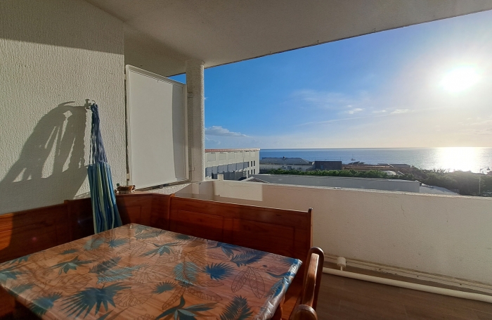 À louer : Charmant Duplex meublé  Centre-ville de Basse-Terre