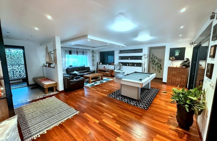 Vente Immeuble 374m&sup2; 12 pi&#232;ces Saint François