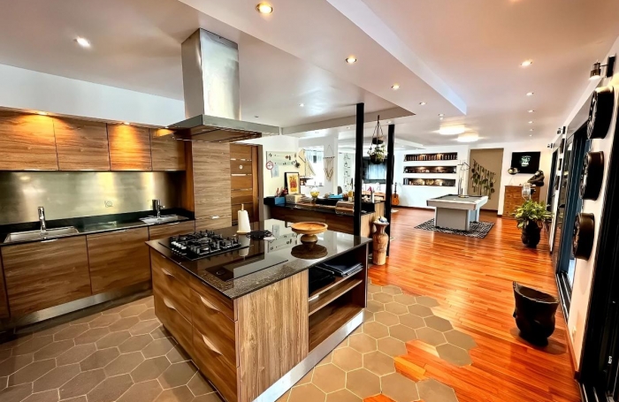 Vente Immeuble 374m&sup2; 12 pi&#232;ces Saint François