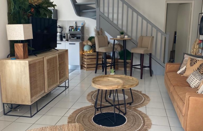 LOCATION VILLA F5 avec piscine, et garage - la Jaille