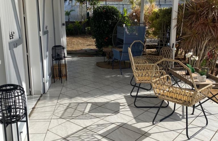 LOCATION VILLA F5 avec piscine, et garage - la Jaille