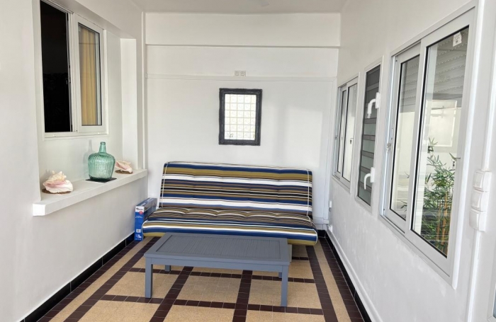 Vente Appartement 27.42m&sup2; 2 pi&#232;ces Basse-Terre