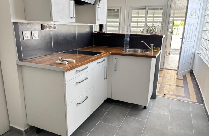 Vente Appartement 27.42m&sup2; 2 pi&#232;ces Basse-Terre