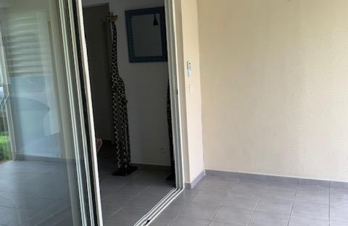 APPARTEMENT T3 MEUBLE COLIN