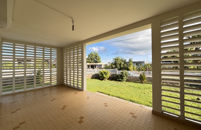 Maison individuelle trois chambres - LONGFORT Immobilier